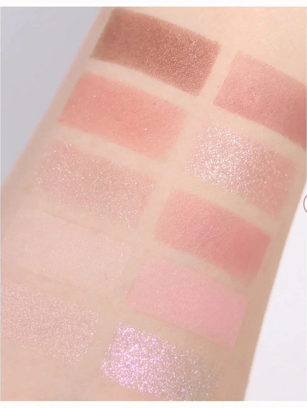 Peach C Eye Shadow Palette in Peach Yogurt New
